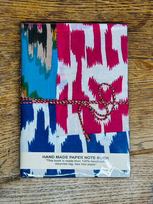 CARNET MOYEN FORMAT #24